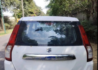 White Maruti Suzuki Wagon R Lxi