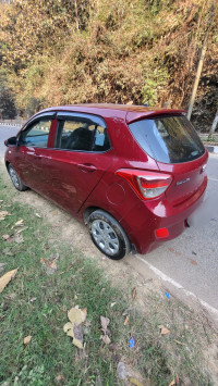 Ruby Red Hyundai i10 Grand i10
