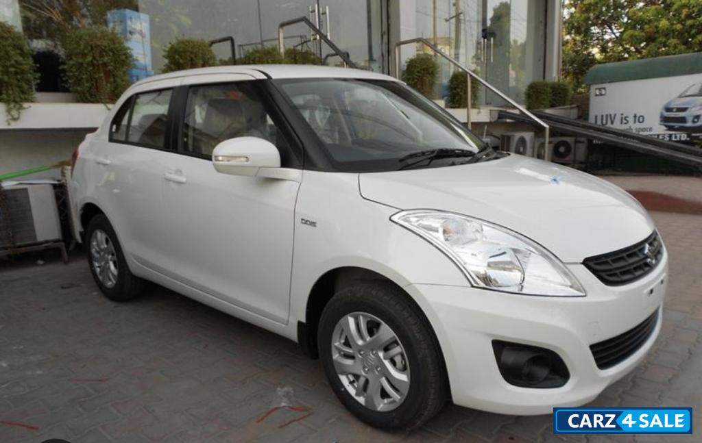 White Maruti Suzuki Dzire vxi