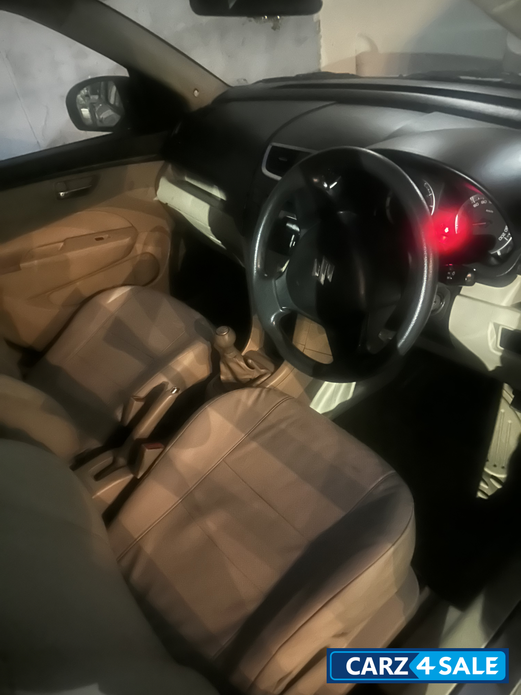 White Maruti Suzuki Dzire vxi White Maruti Suzuki Dzire vxi