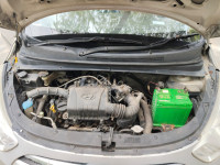 Silver Hyundai i10 Magna 1.1