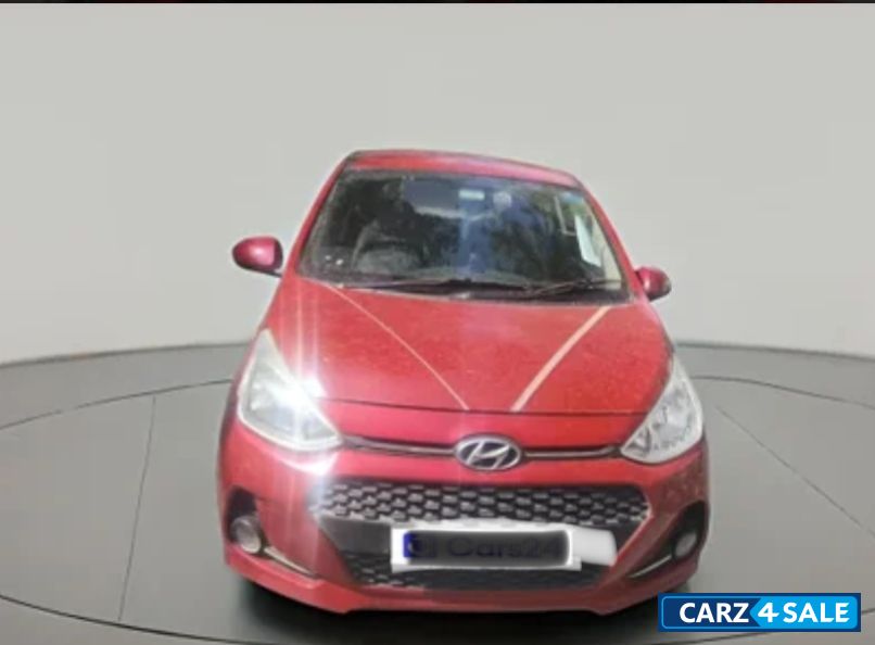 Red Hyundai i10 Sports