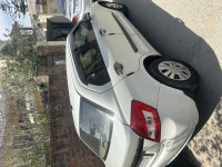 White Maruti Suzuki Dzire VDI