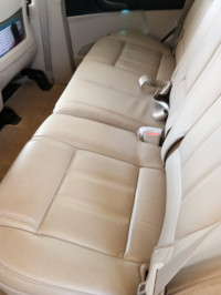 Mahindra  XUV 500  W8 FWD