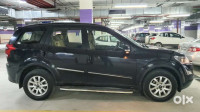 Mahindra XUV 500 W9