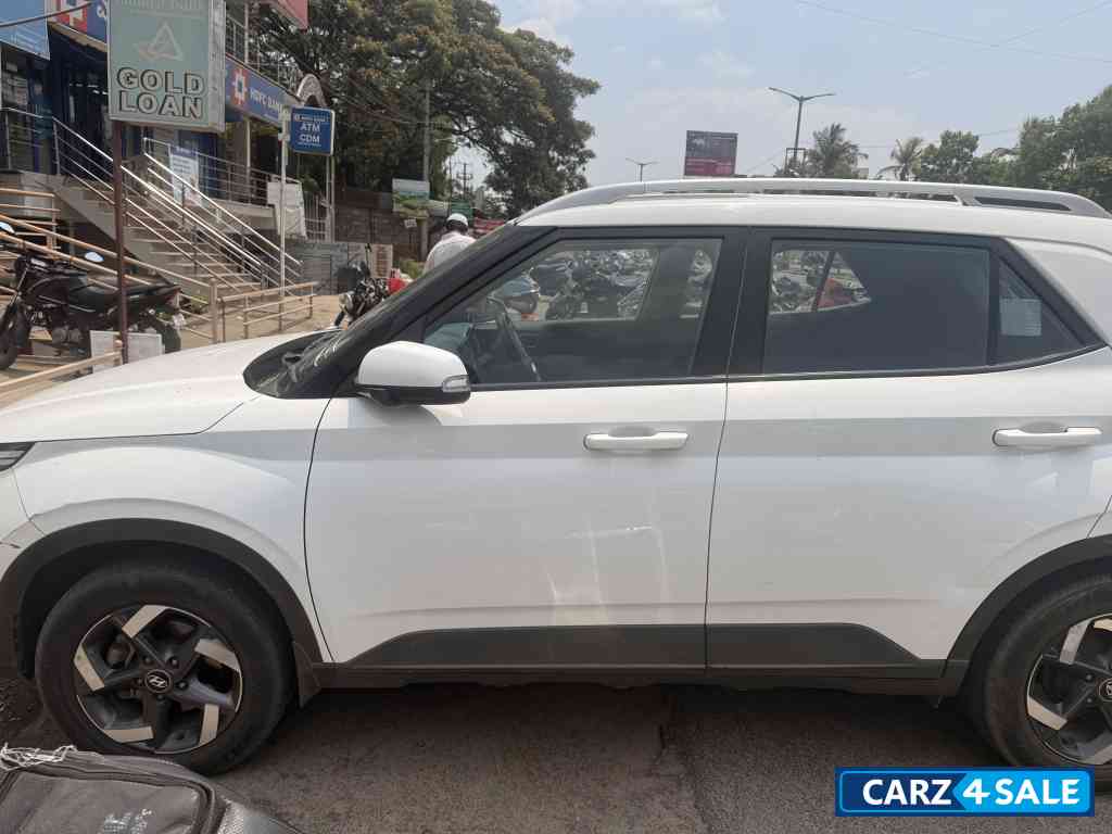 Hyundai Venue 1.5 ltr Turbo SX Hyundai Venue 1.5 ltr Turbo SX