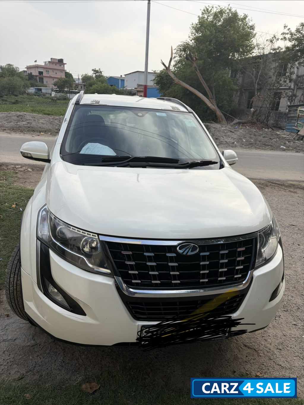 Mahindra XUV 500 W7 automatic