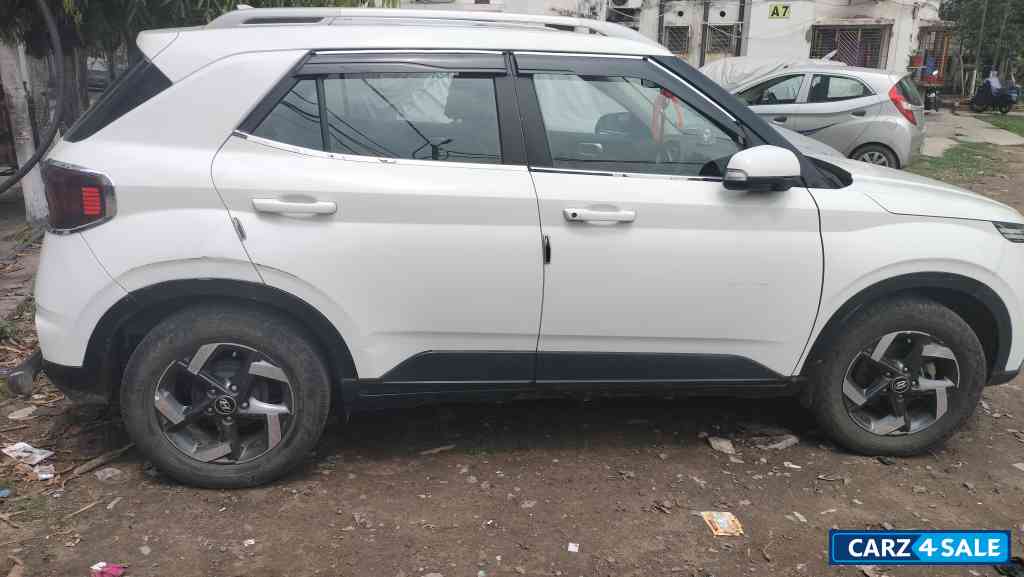 Hyundai Venue Diesel