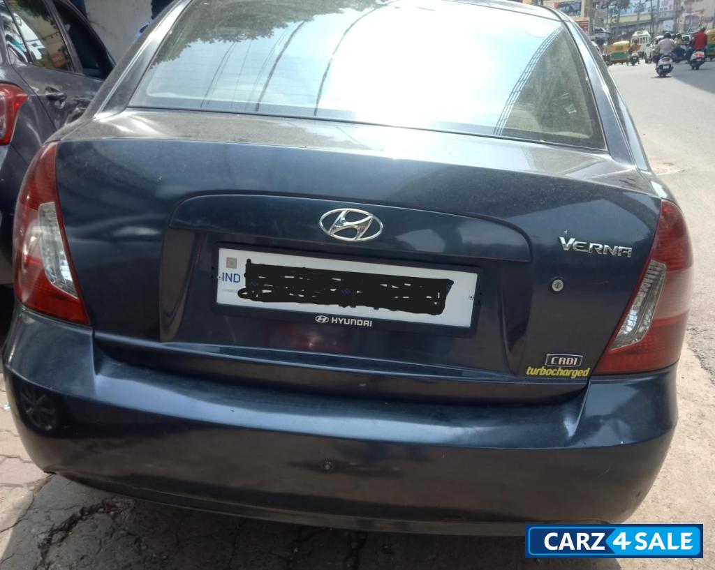 Hyundai Verna CDRI 1.5 L DIESEL