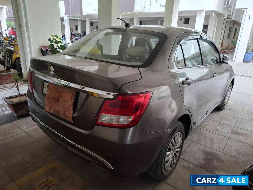 Magma Grey Maruti Suzuki Dzire VXI AMT PETROL,Model-2021,Price negotiable