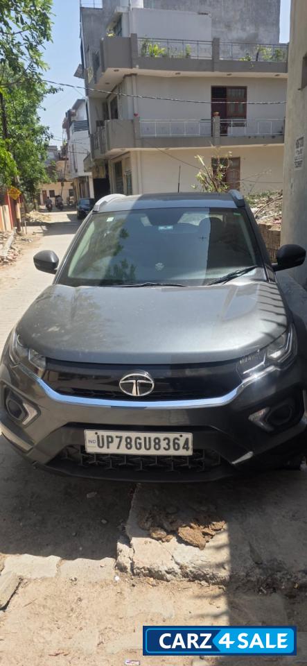 Tata Nexon XMS Petrol