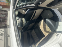 White Hyundai i20 Sports
