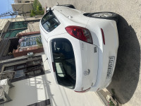 White Hyundai i20 Sports