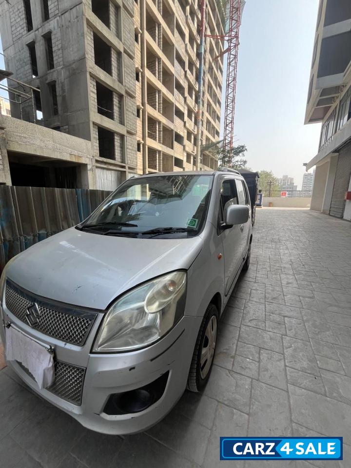 Silver Maruti Suzuki Wagon R VXI