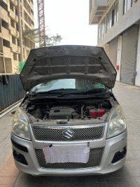 Silver Maruti Suzuki Wagon R VXI
