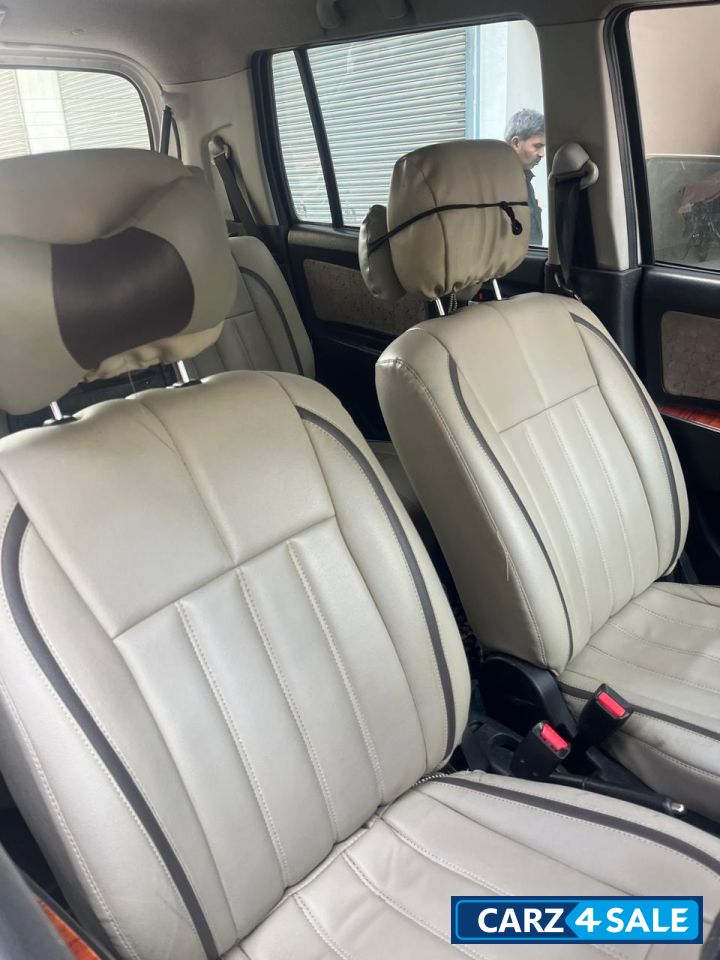 Silver Maruti Suzuki Wagon R VXI