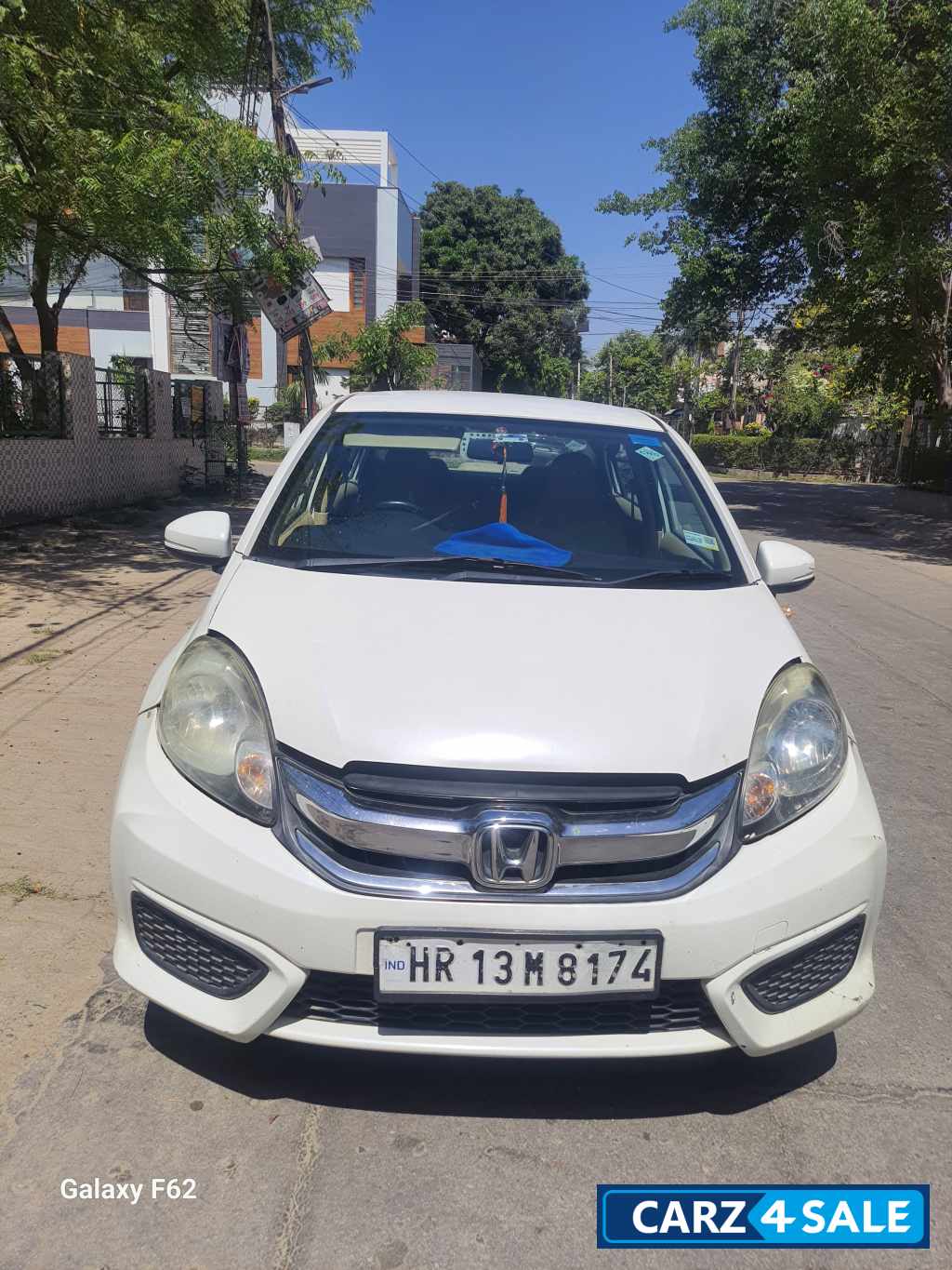 Orchid White Honda Amaze I-VTEC