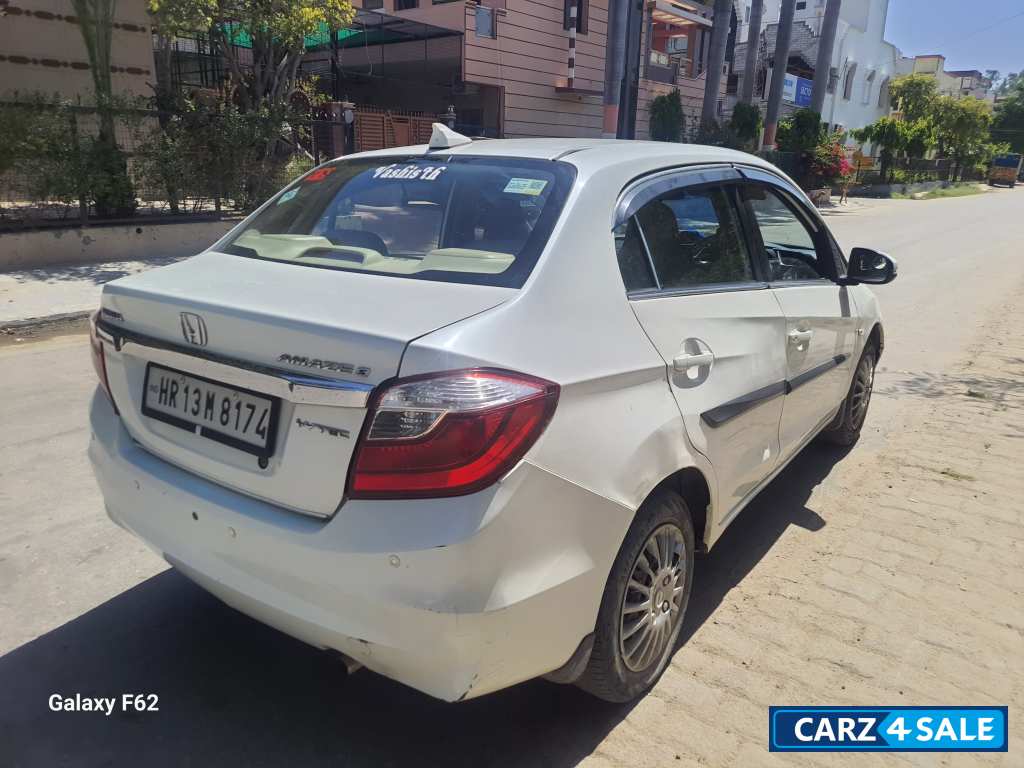 Orchid White Honda Amaze I-VTEC