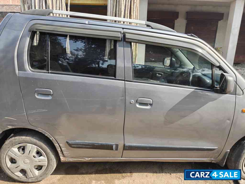 Grey Maruti Suzuki Wagon R VXI 1.0