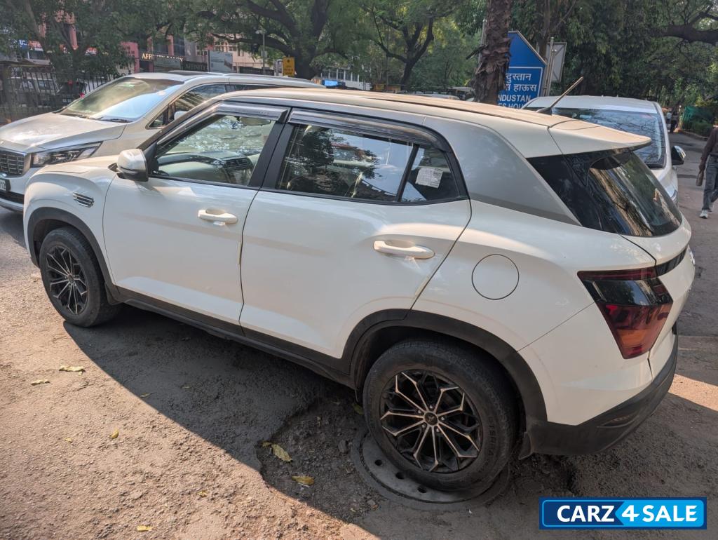 White Hyundai Creta Diesel E