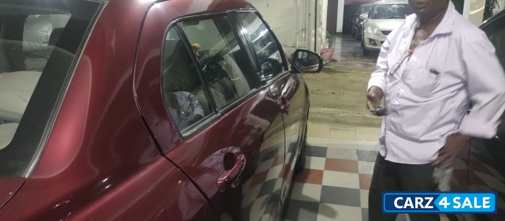 P S Red Maruti Suzuki Swift VX1BS1V