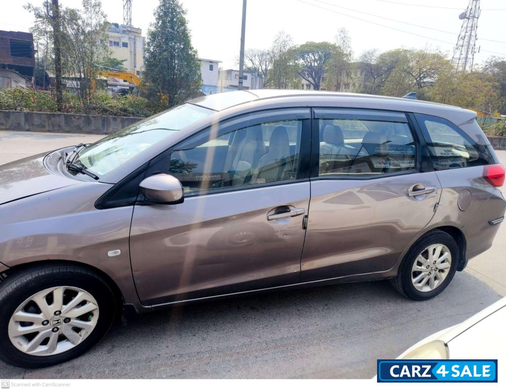 Brown Honda Mobilio Diesel