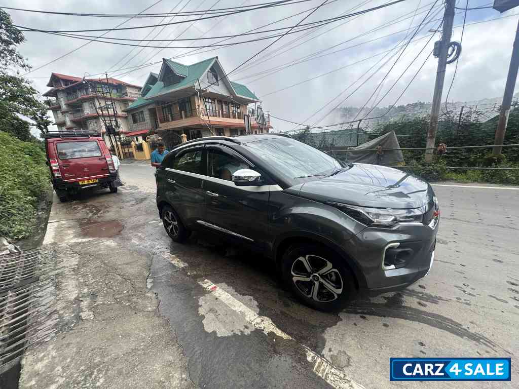 Daytona Grey Tata Nexon XZ+O