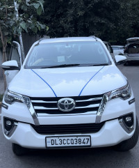 Toyota Fortuner 4*2 automatic 2019 Model