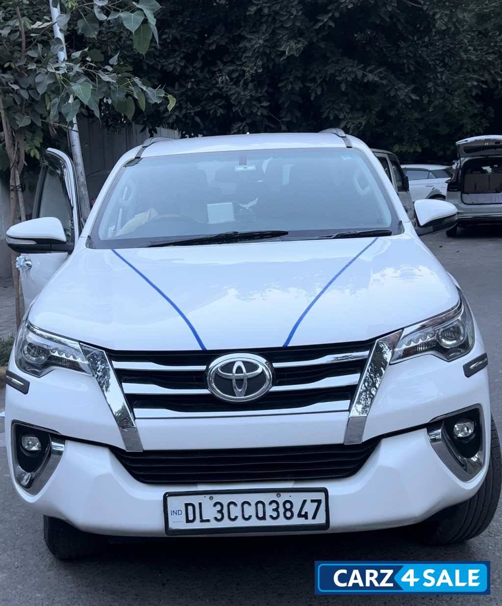 Toyota Fortuner 4*2 automatic