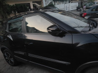 Mahindra XUV300 W8 optional 2021 Model