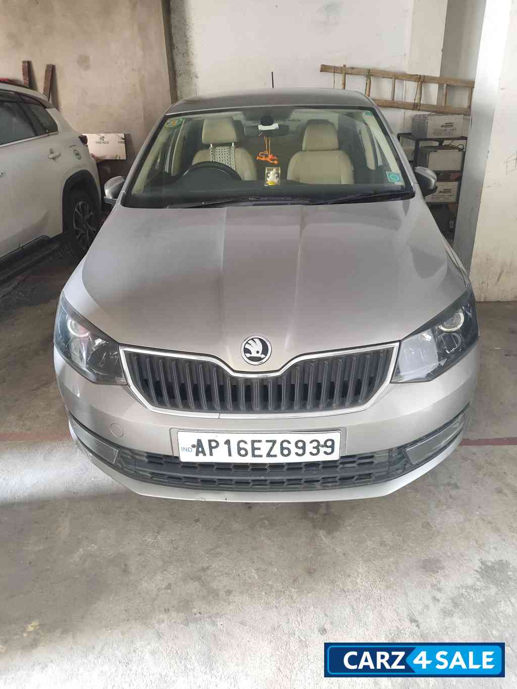 Skoda Rapid Mannual