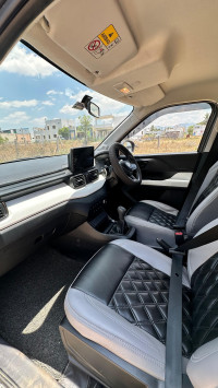 Tata Punch Pure Petrol MT