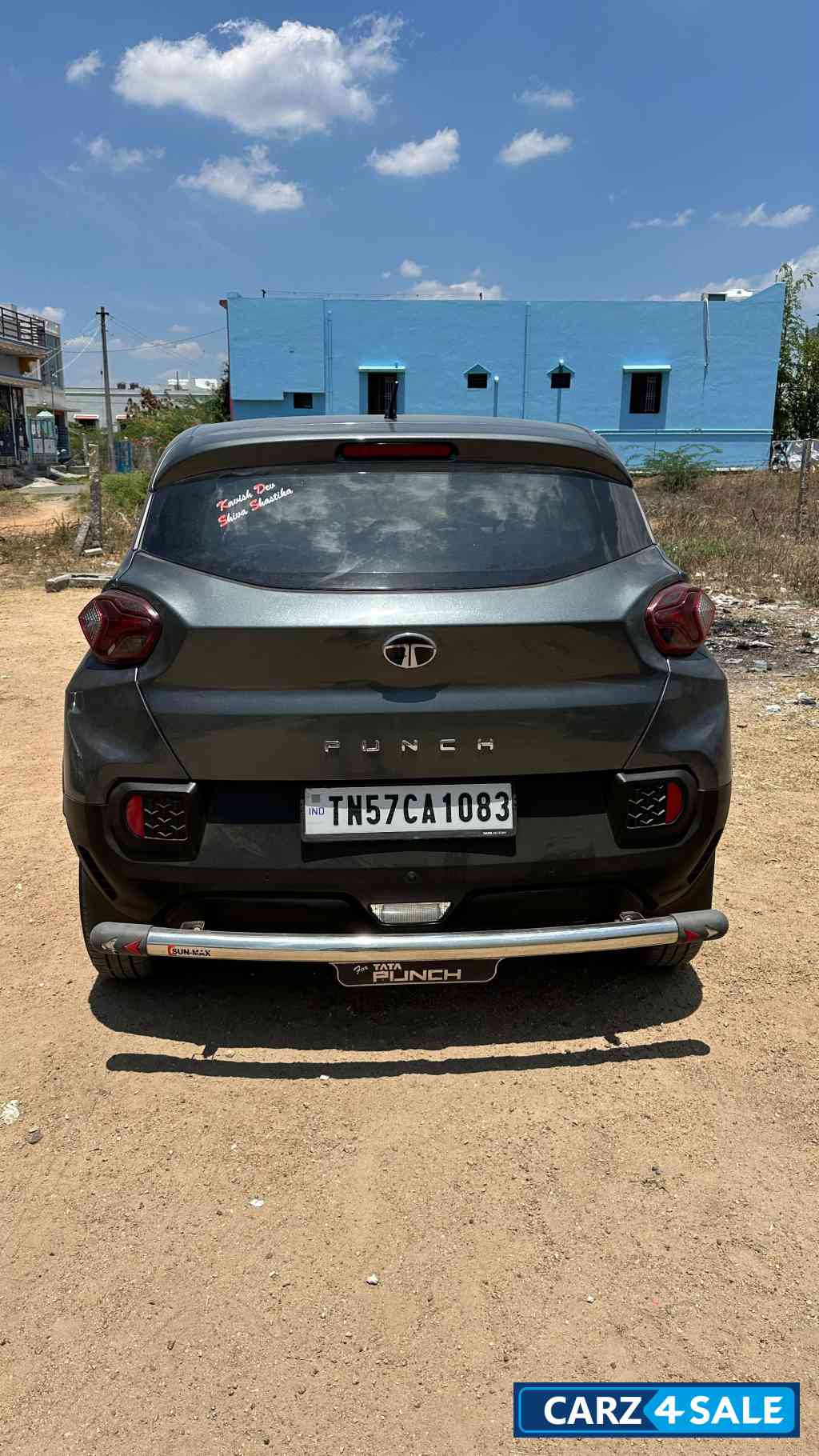 Tata Punch Pure Petrol MT