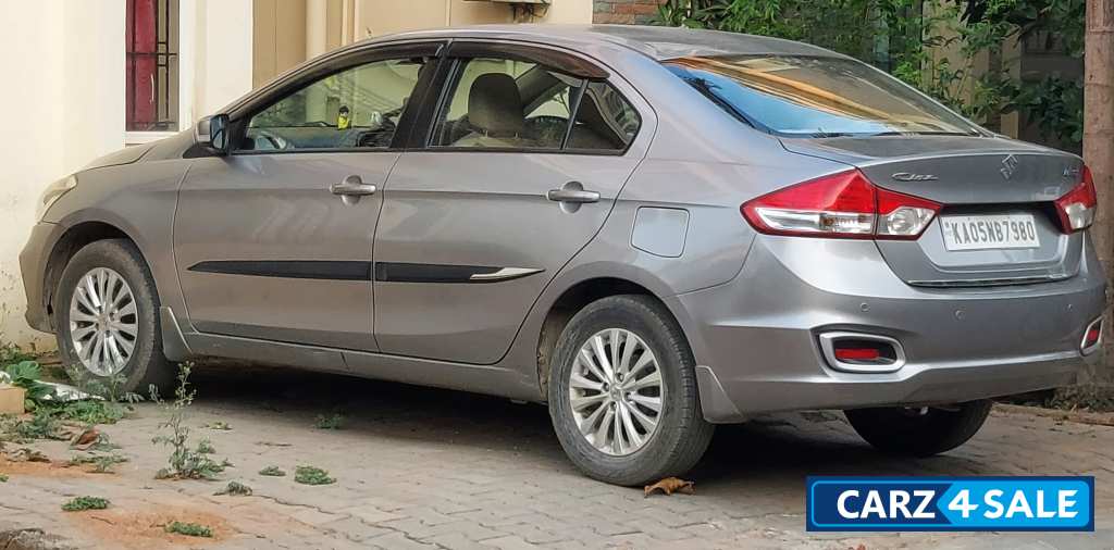 Metallic Maruti Suzuki Ciaz Hybrid