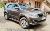 Grey Toyota Fortuner 4x2 mt
