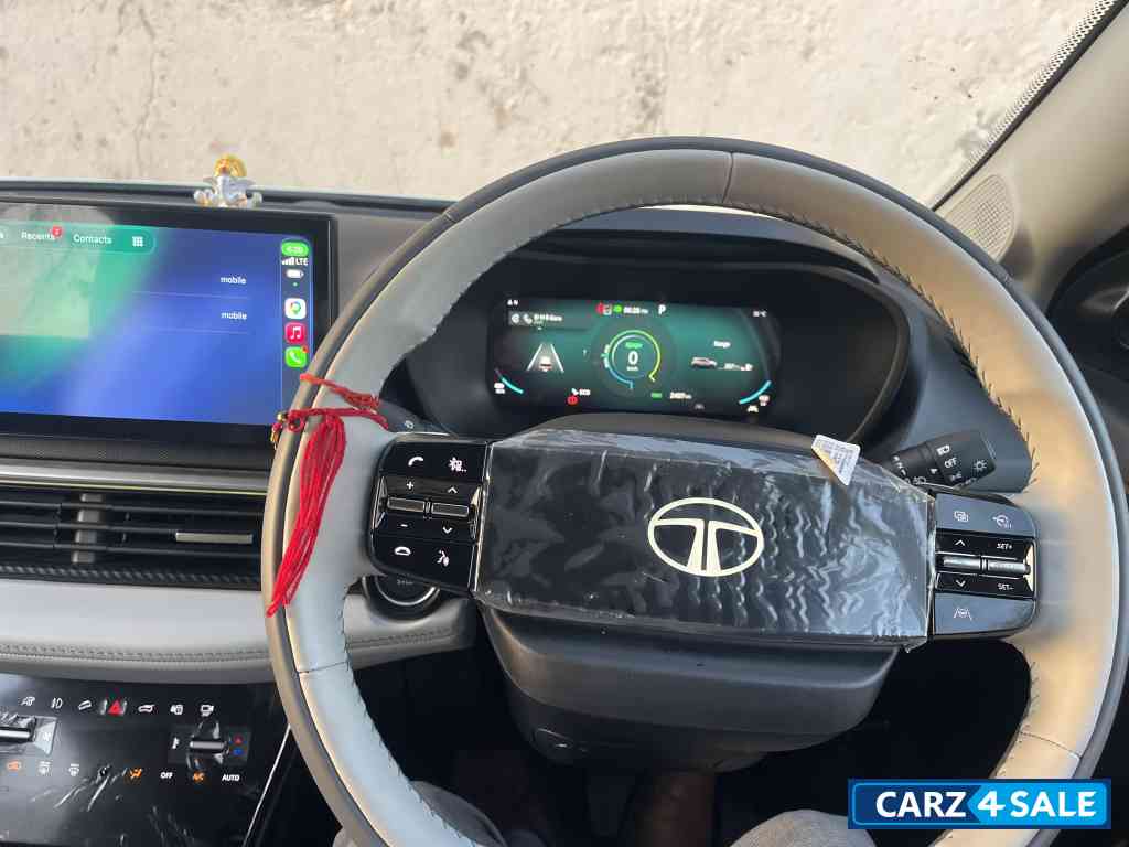 Tata Nexon Ev top model