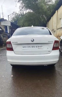 Skoda Rapid 1.6 elegance