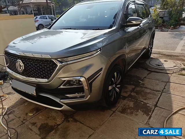 Aura Grey MG Hector Sharp 1.5 DCT petrol