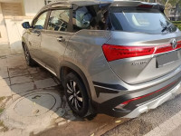 Aura Grey MG Hector Sharp 1.5 DCT petrol