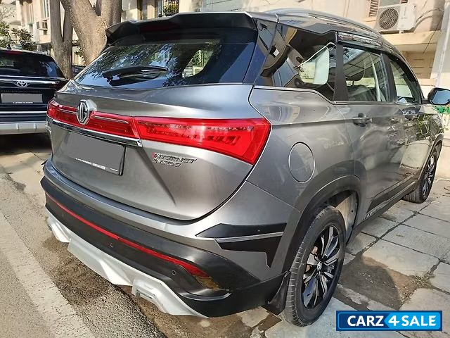 Aura Grey MG Hector Sharp 1.5 DCT petrol