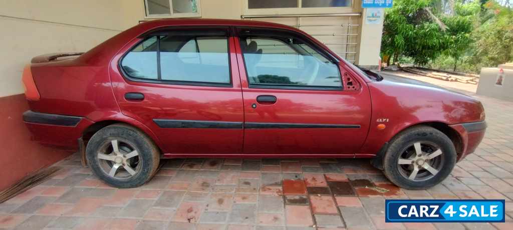 Ford Ikon