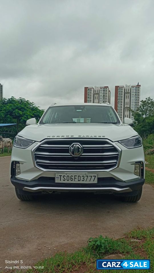 Warm White MG Gloster 2.0 Savvy Twin Turbo 6 STR 4WD