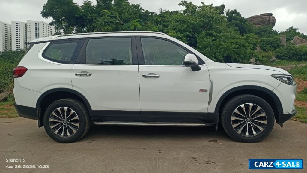 Warm White MG Gloster 2.0 Savvy Twin Turbo 6 STR 4WD