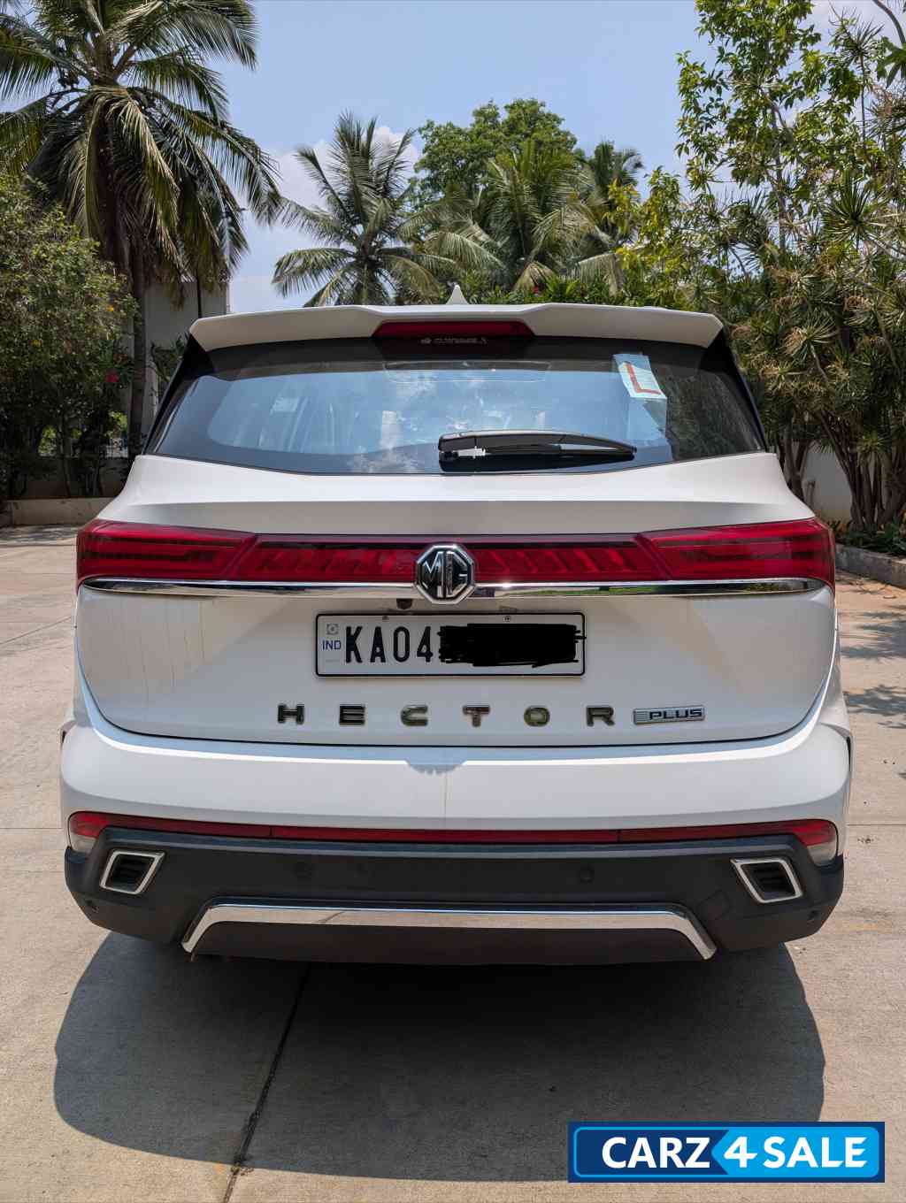Candy White MG Hector Plus SHARP PRO