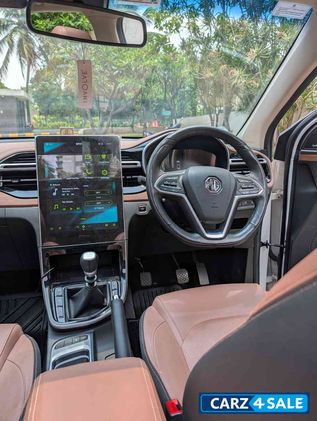 Candy White MG Hector Plus SHARP PRO