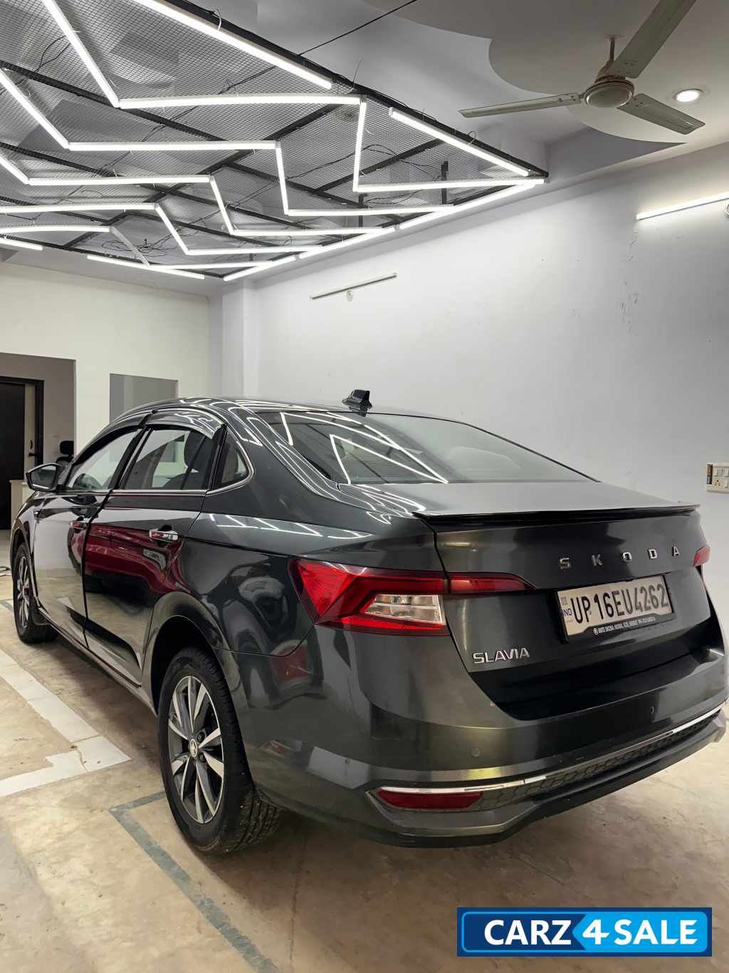 Carboon Steel Skoda Slavia Style 1.0 TSI