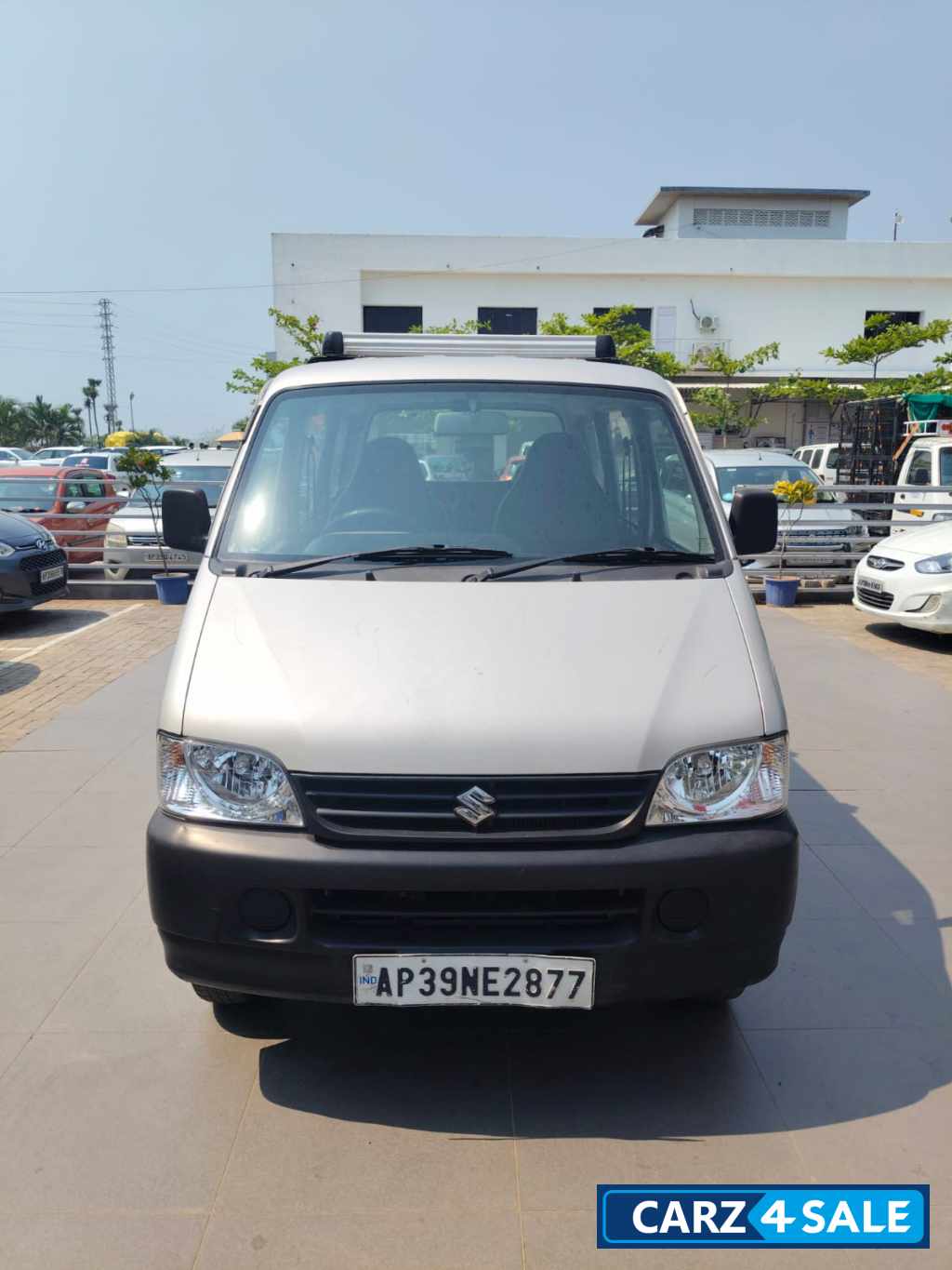 Sliky Sliver Maruti Suzuki Eeco 5 star AC(O) 2022
