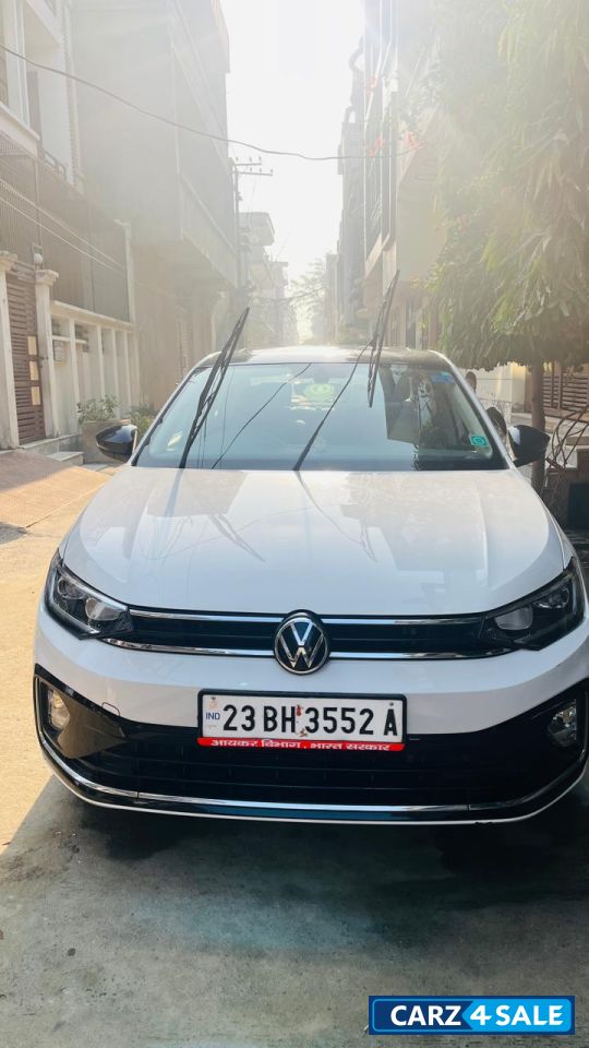 White Volkswagen Virtus Topline 1.0 Automatic