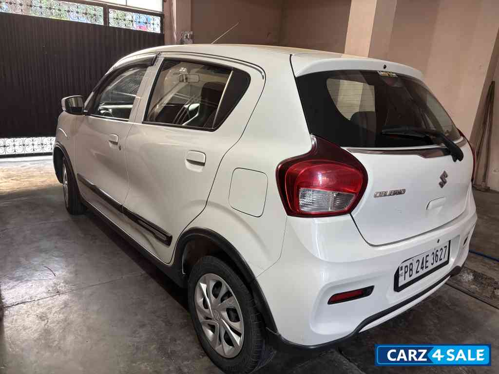 White Maruti Suzuki Celerio zxi