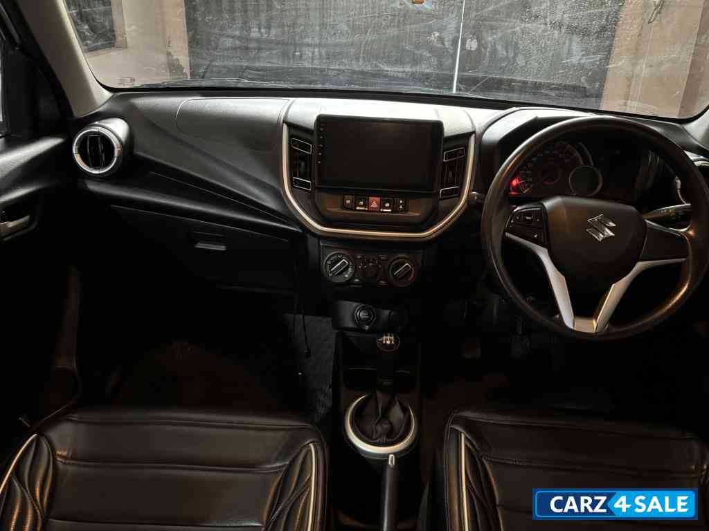 White Maruti Suzuki Celerio zxi